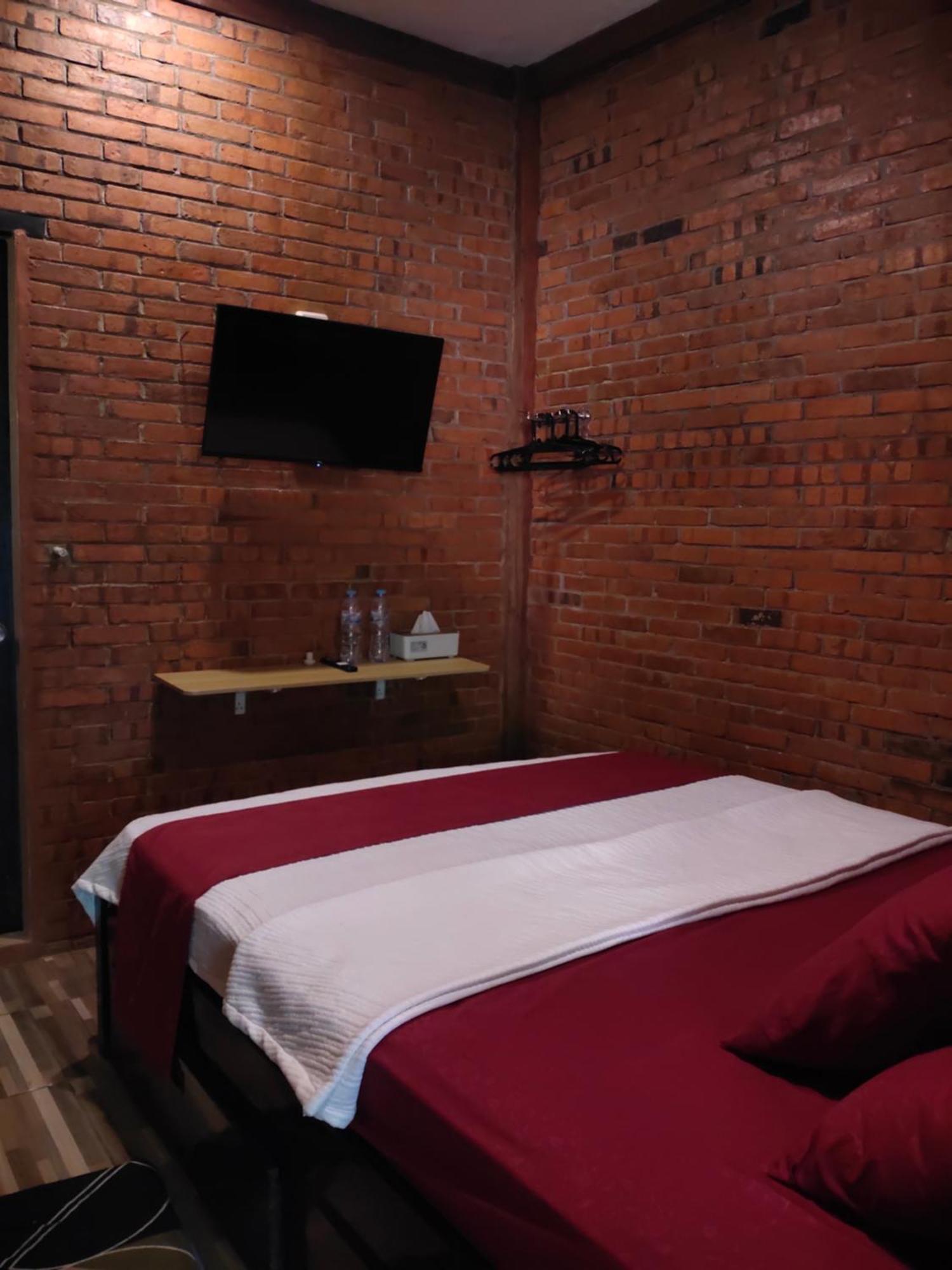 Grha Pawitra Trowulan Apartment Bagian luar foto
