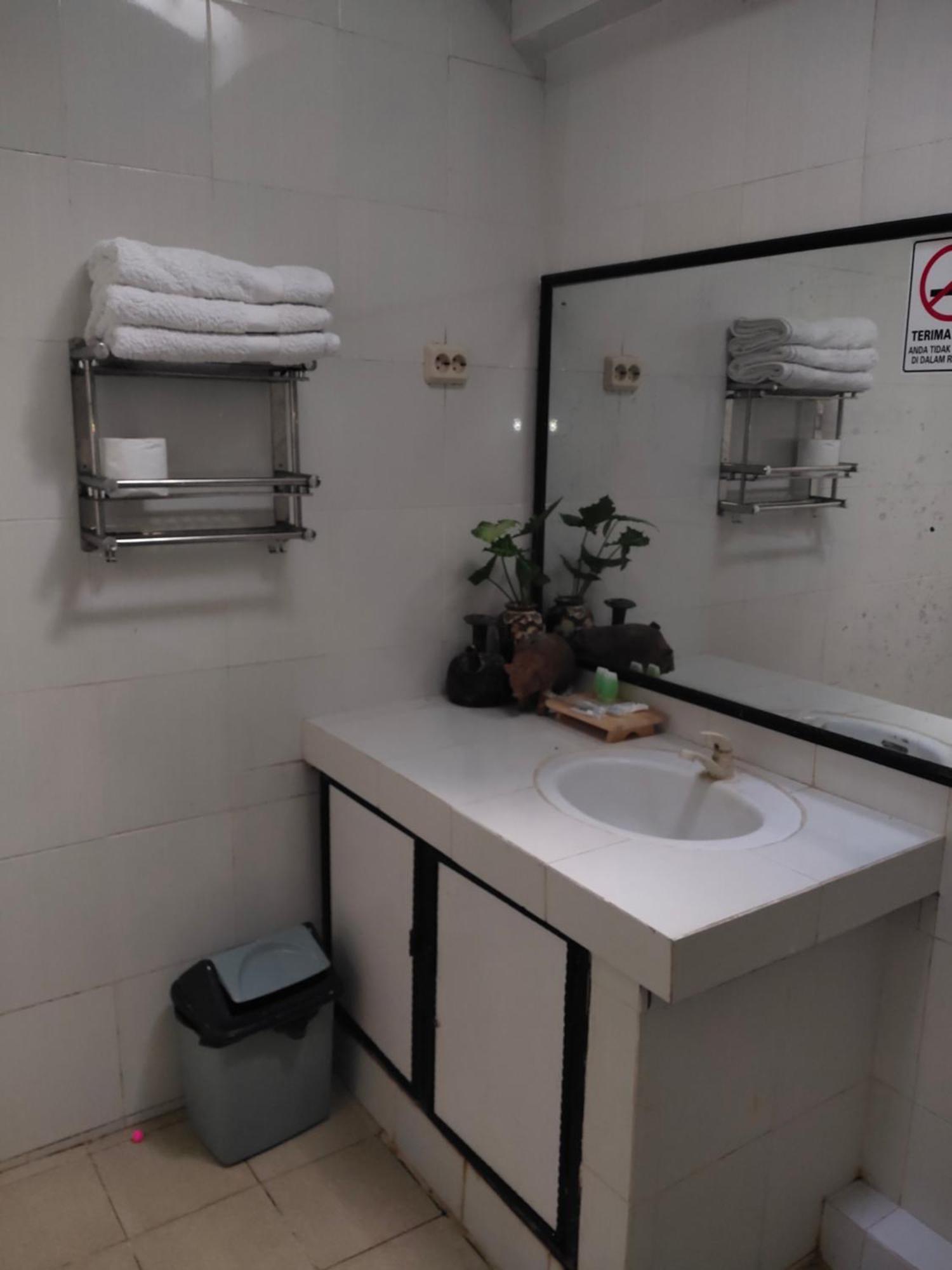 Grha Pawitra Trowulan Apartment Bagian luar foto